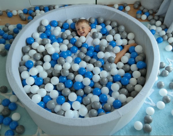 Rundes Ballbad Bällchenpool mit 300 Bällen